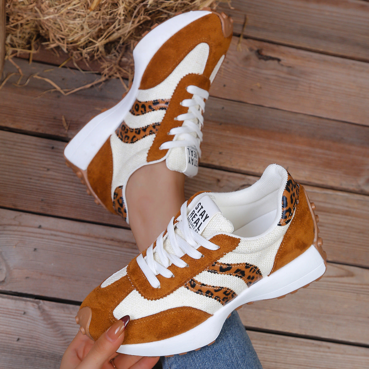 Ella Orthopaedic Trainers
