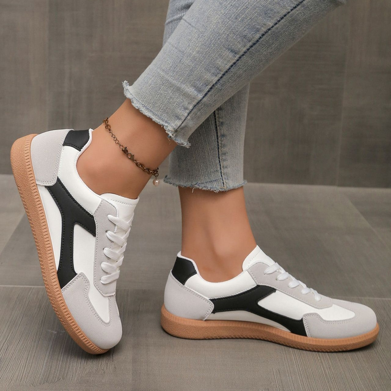 Naelle Orthopaedic Trainers