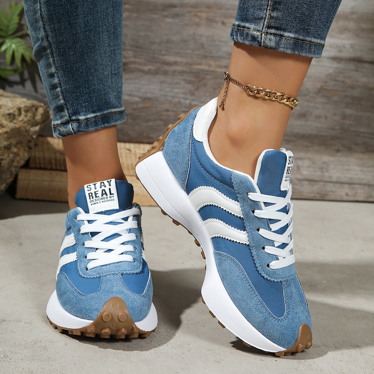 Ella Orthopaedic Trainers
