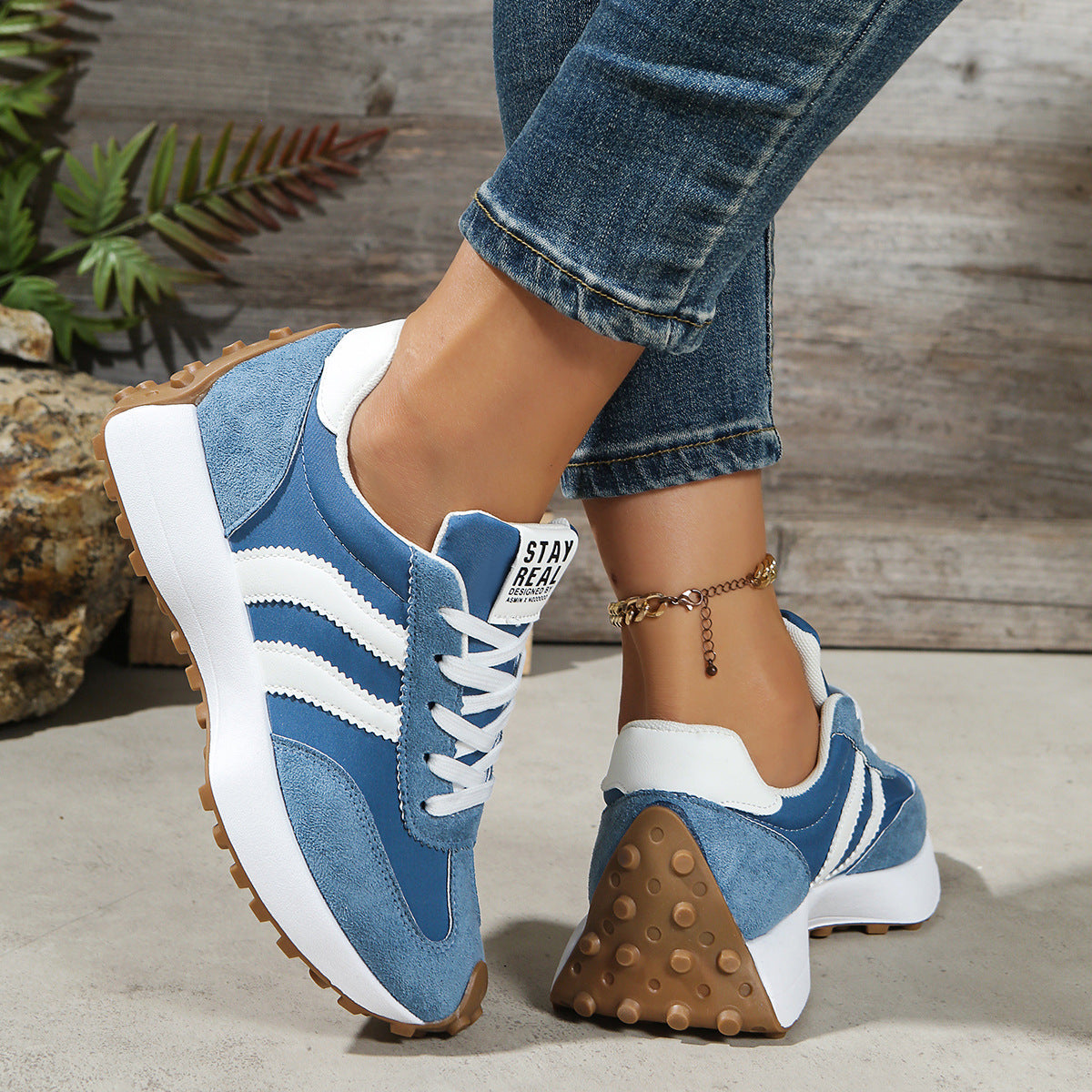 Ella Orthopaedic Trainers