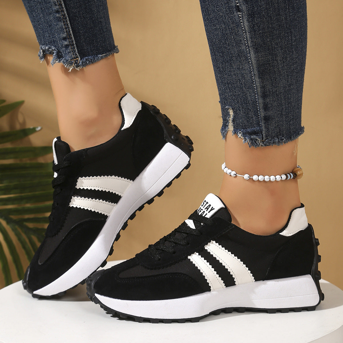 Ella Orthopaedic Trainers