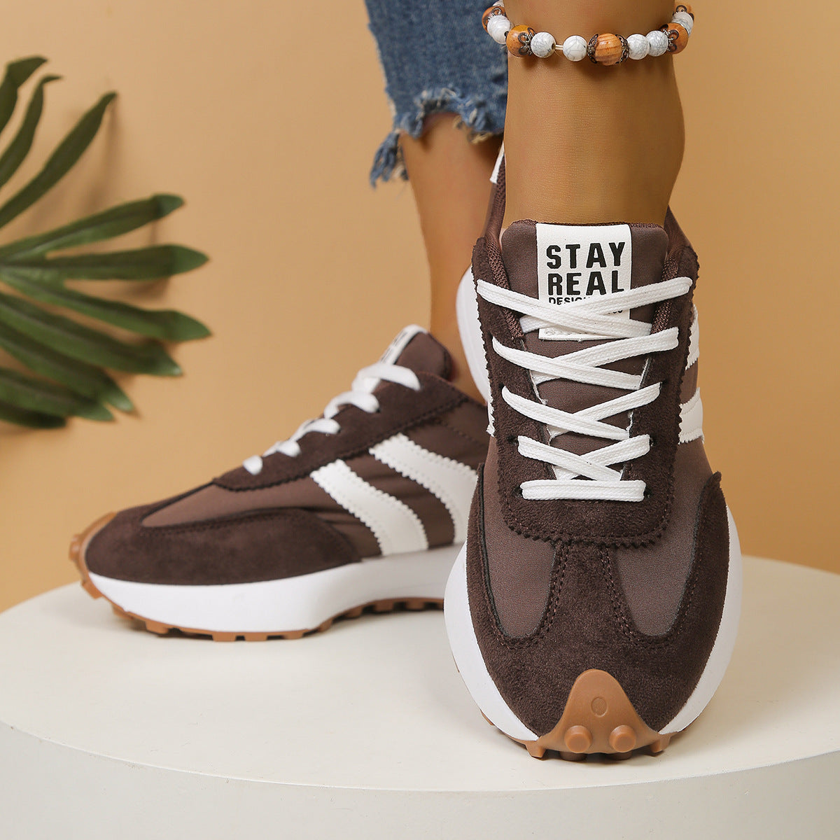 Ella Orthopaedic Trainers