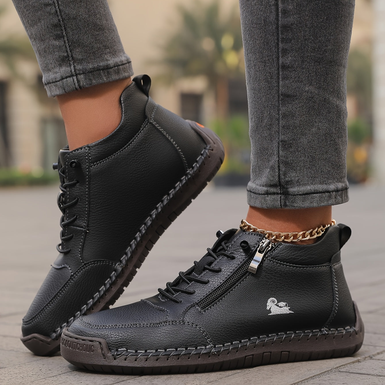 Mila | Orthopaedic Trainers
